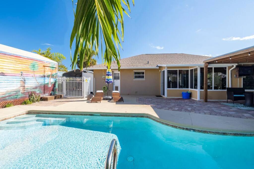 Tropical Island Escape Near Disney, Beach, Cruise Merritt Island 外观 照片